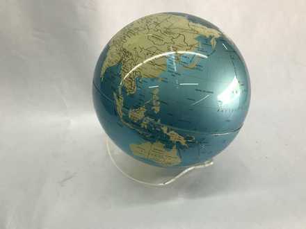 main photo of Globe