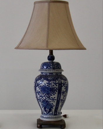 main photo of Blue and White Porcelain Table Lamp