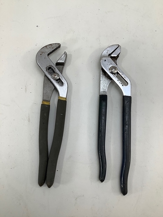 main photo of Pliers