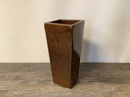 main photo of Brown Rectangular Tapered Vase B