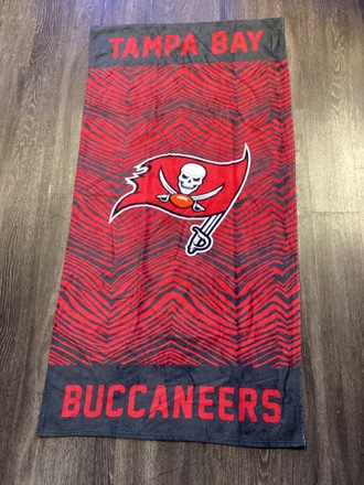 main photo of Tampa Bay Buccaneers Towel
