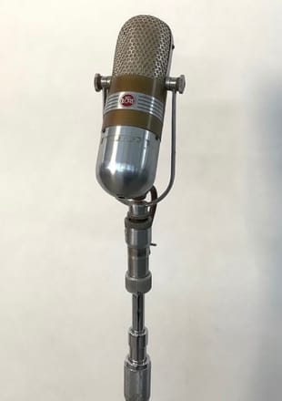 main photo of RCA 77-DX Microphone