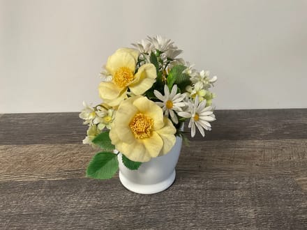 main photo of Yellow Rose and Daisy Table Arrangement