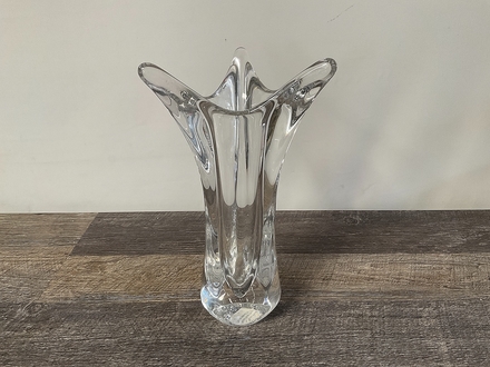 main photo of Crystal Three Pronged Crown Vase