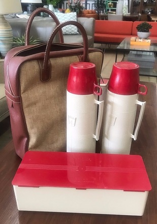 main photo of Vintage Picnic Thermos Set with Bag