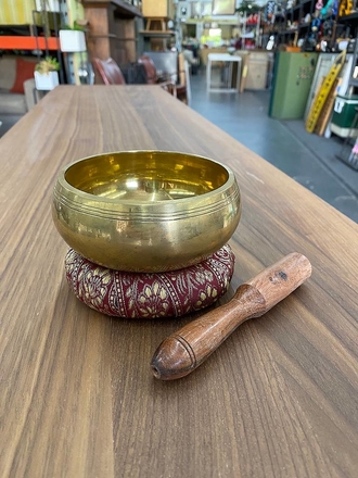 main photo of Gold Tibetan (Singing Bowl)