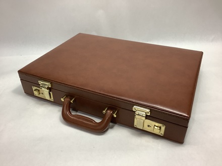 main photo of Hard-Shell Briefcase
