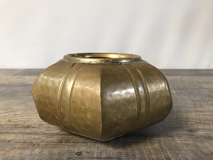 main photo of Brass Hexagonal Bowl