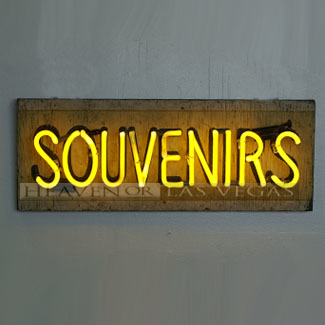 main photo of SOUVENIRS