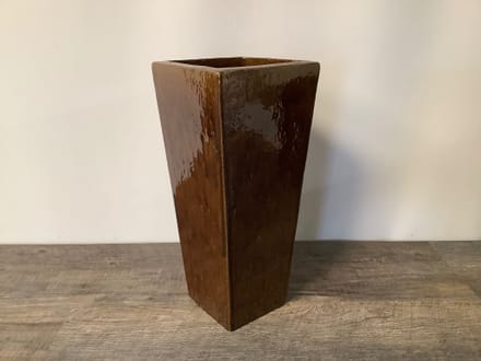 main photo of Brown Rectangular Tapered Vase A