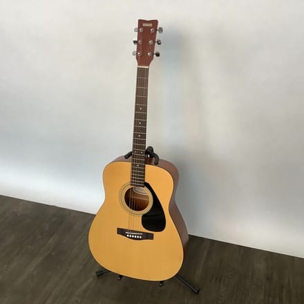 main photo of Yamaha Dreadnaught Guitar