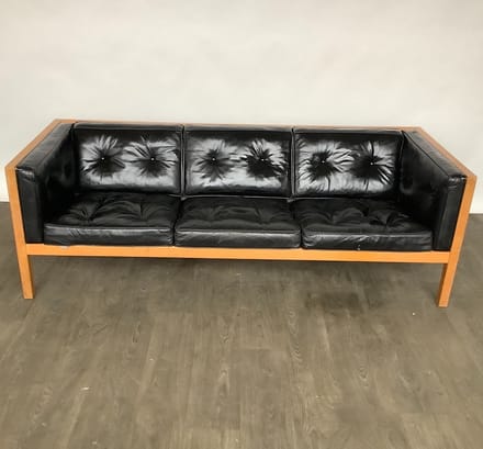 main photo of Herman Miller Couch