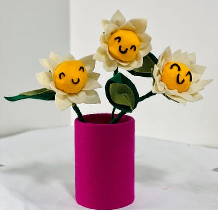 main photo of Felt flowers in vase