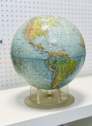 main photo of Globe with detached base
