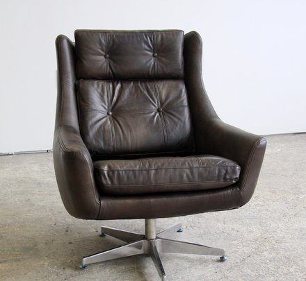 main photo of Grey RH Swivel Lounge Chair