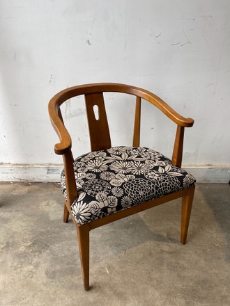 main photo of Vintage Flair chair