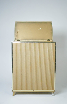 item photo 0