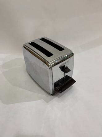 main photo of Vintage toaster