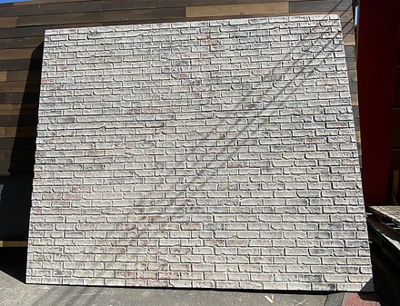 main photo of Brick wall 11'5"x9'7"