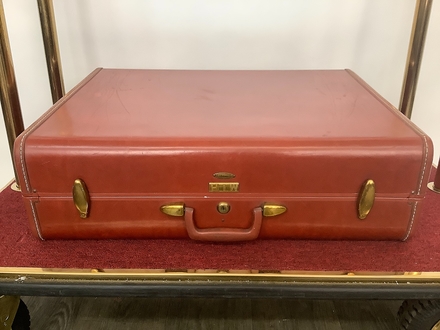 main photo of Samsonite Suitcase