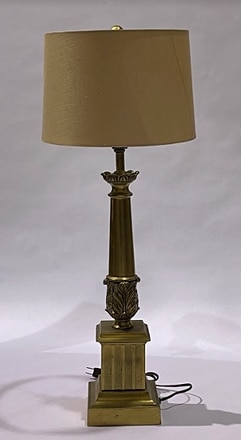 main photo of Antique column Lamp in Brass