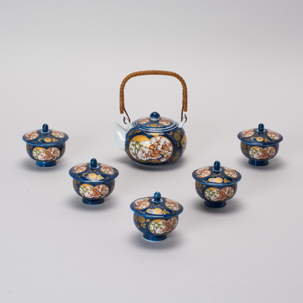 main photo of Tea Pot - Blue Porcelain Japanese Tea Set
