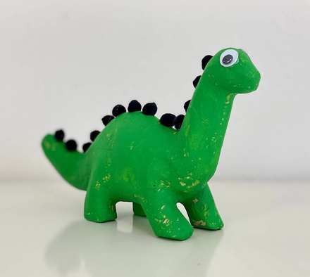 main photo of Dinosaur Kidsculpture-1