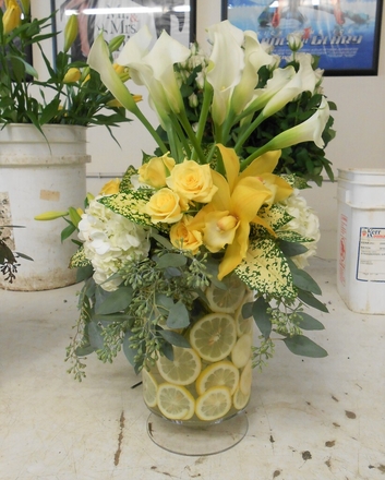 main photo of Cool lemons and flowers