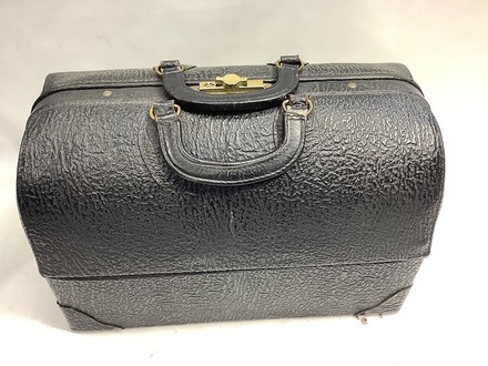 main photo of DoctorBag 1960's
