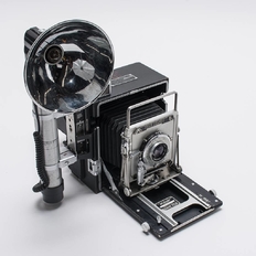 medium_232_xxy4z01e4b7qxggqmlm