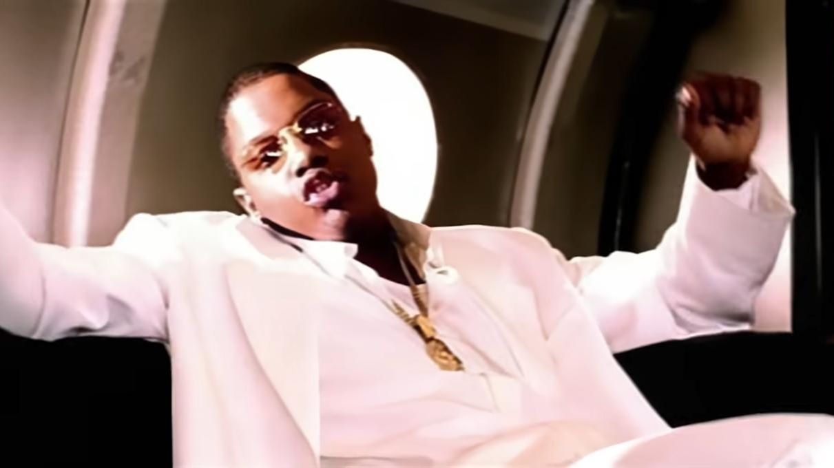 Puff Daddy “Been Around the World” (ft. Mase & The Notorious B.I.G.) Music Video